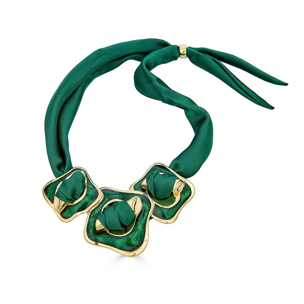 Forme Necklace
