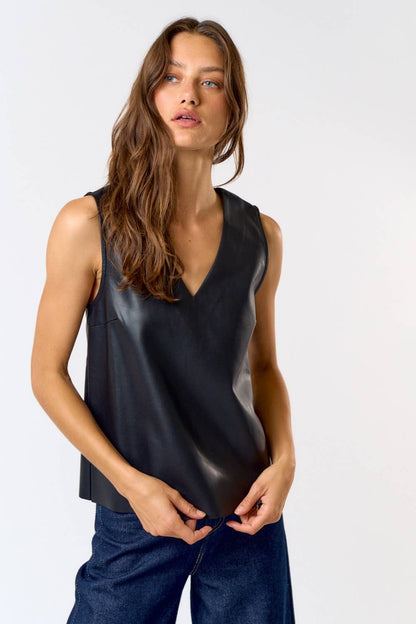 SLEEVELESS TOP