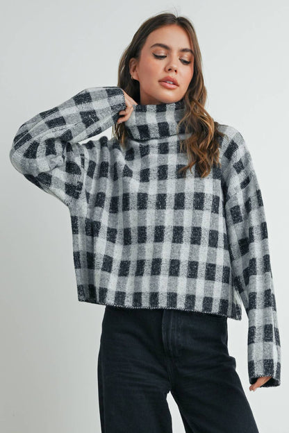 CHECK TURTLENECK SWEATER