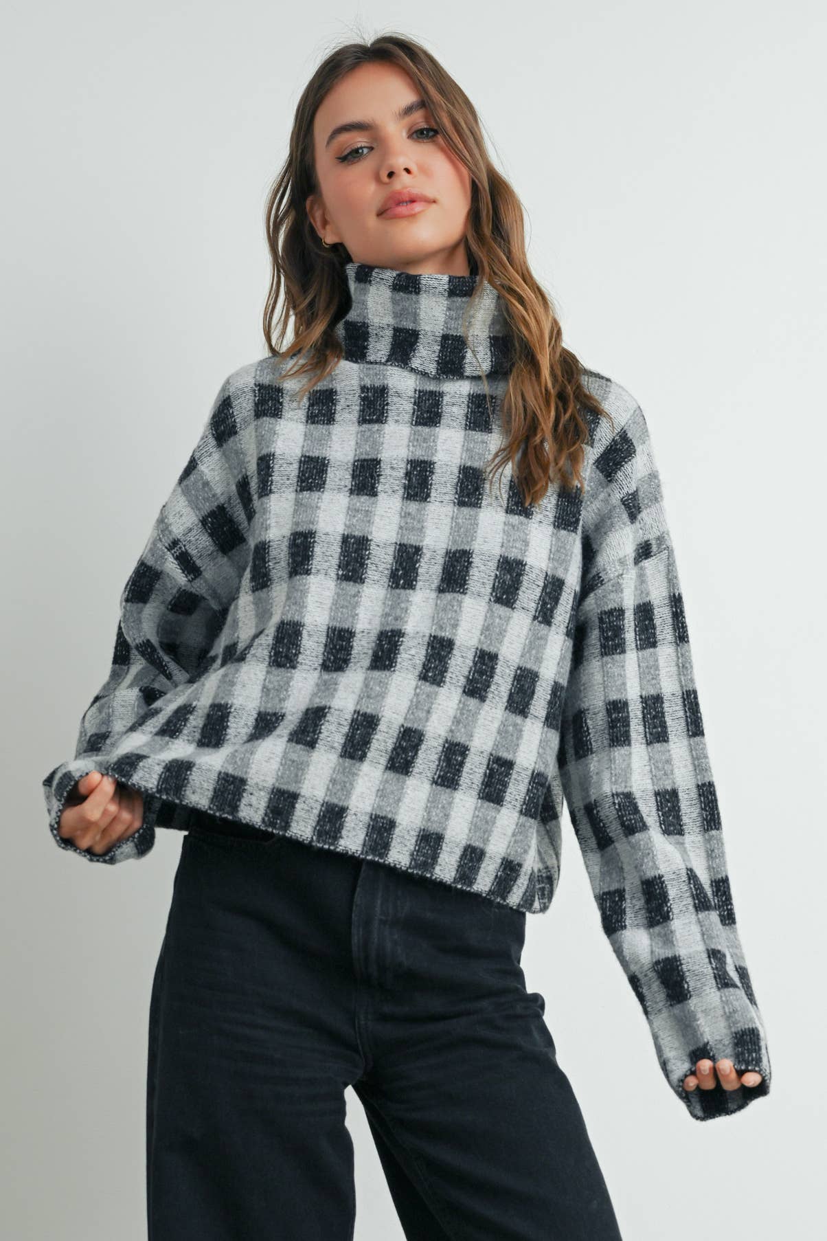 CHECK TURTLENECK SWEATER