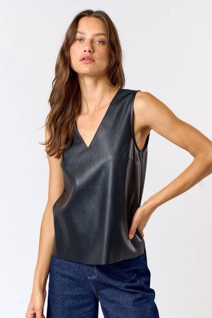 SLEEVELESS TOP