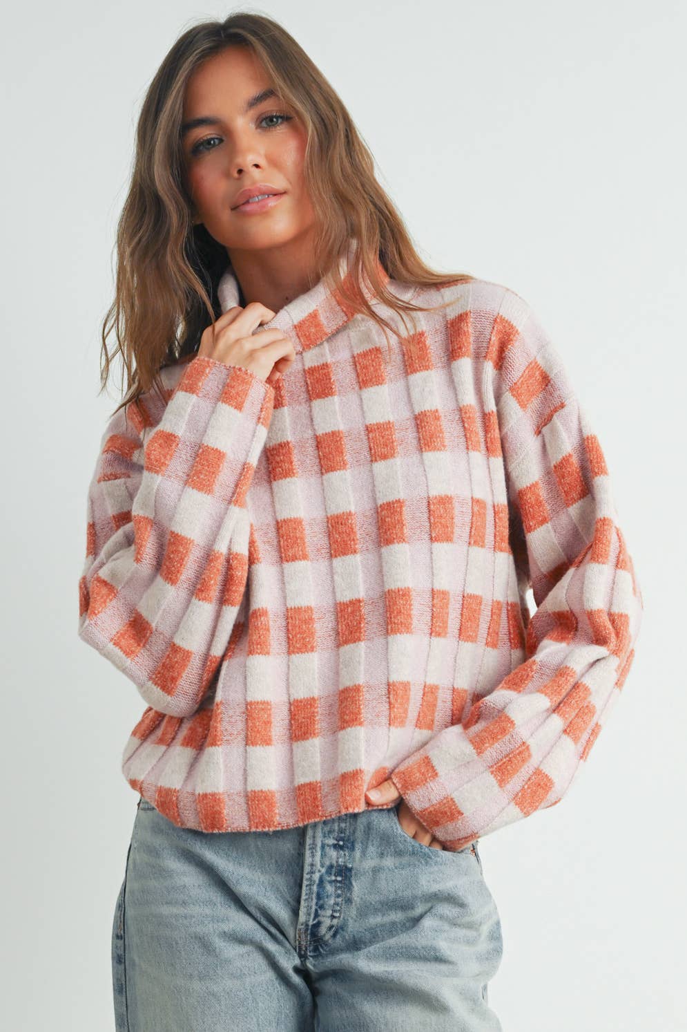 CHECK TURTLENECK SWEATER