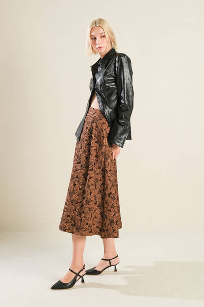 A textured woven full midi skirt - Brown / Contemporary