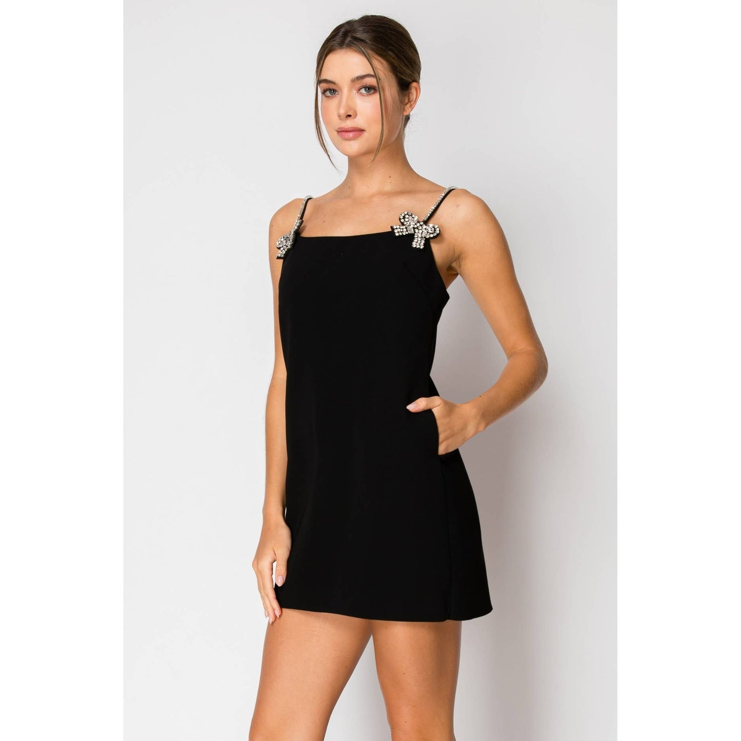 Sleeveless Crystal embellished Mini Dress: WHITE
